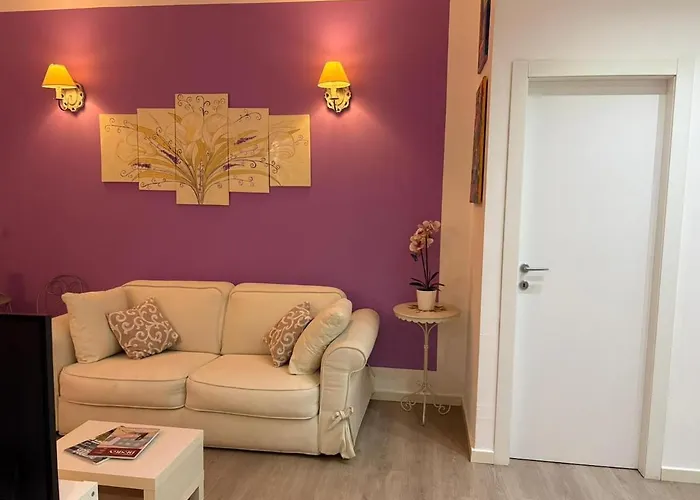 Lilla Apartment Milan