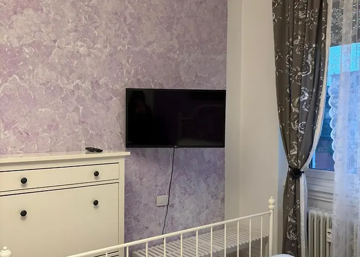 Lilla Apartment Milan