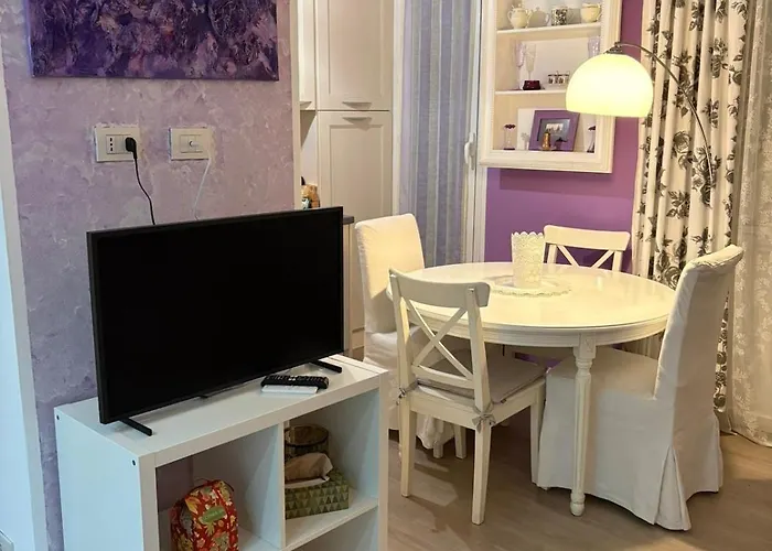 Lilla Apartment Milan