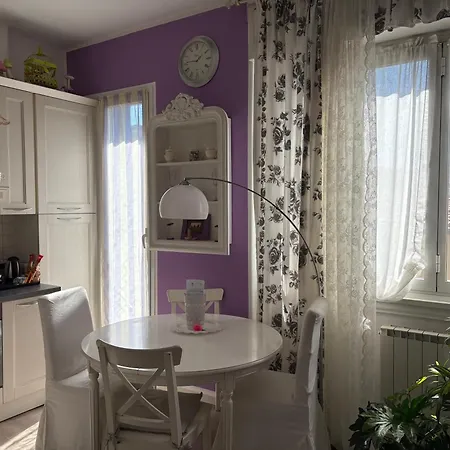 Apartment Lilla Milan